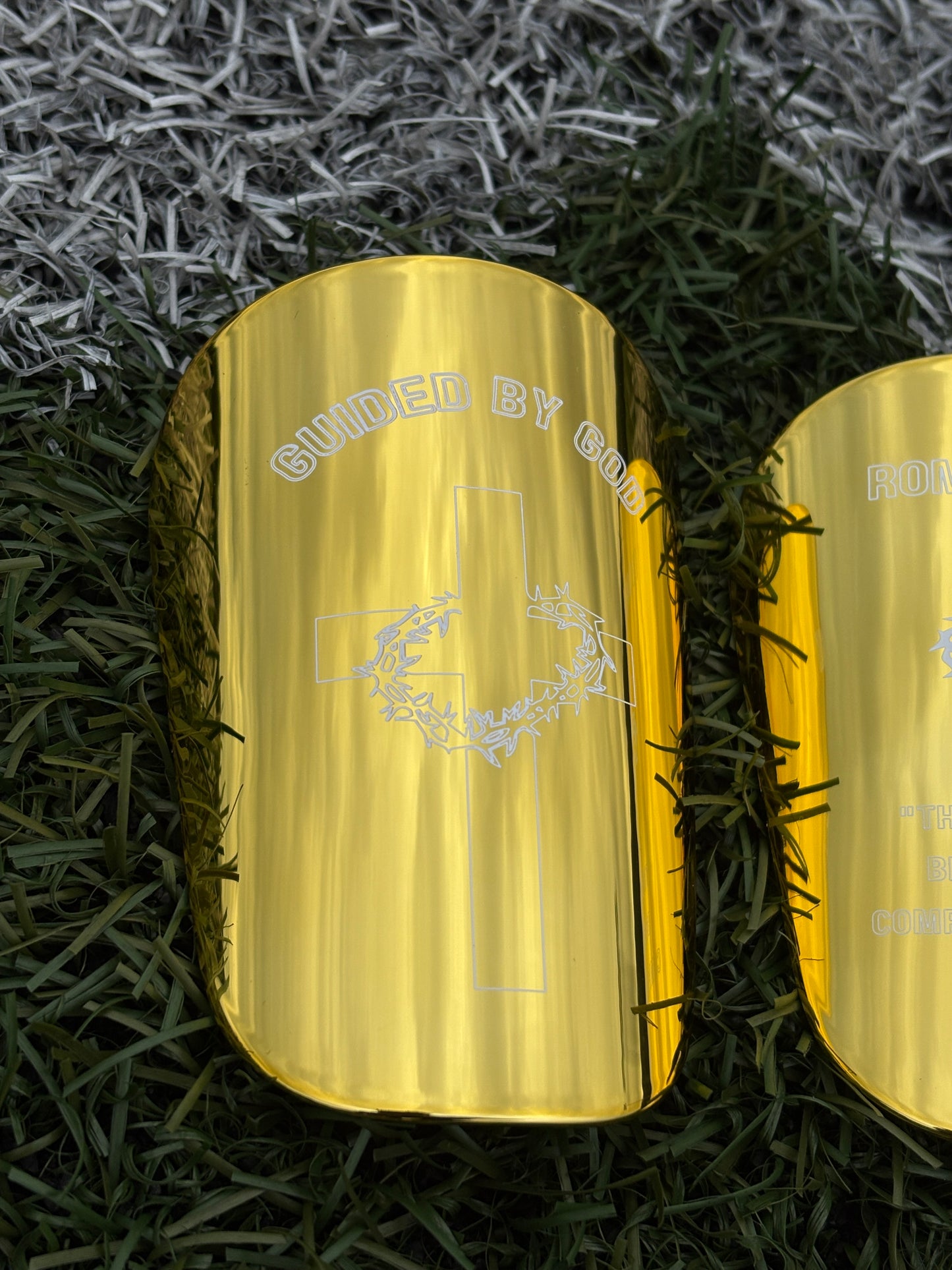 Golden GBG Shinguards