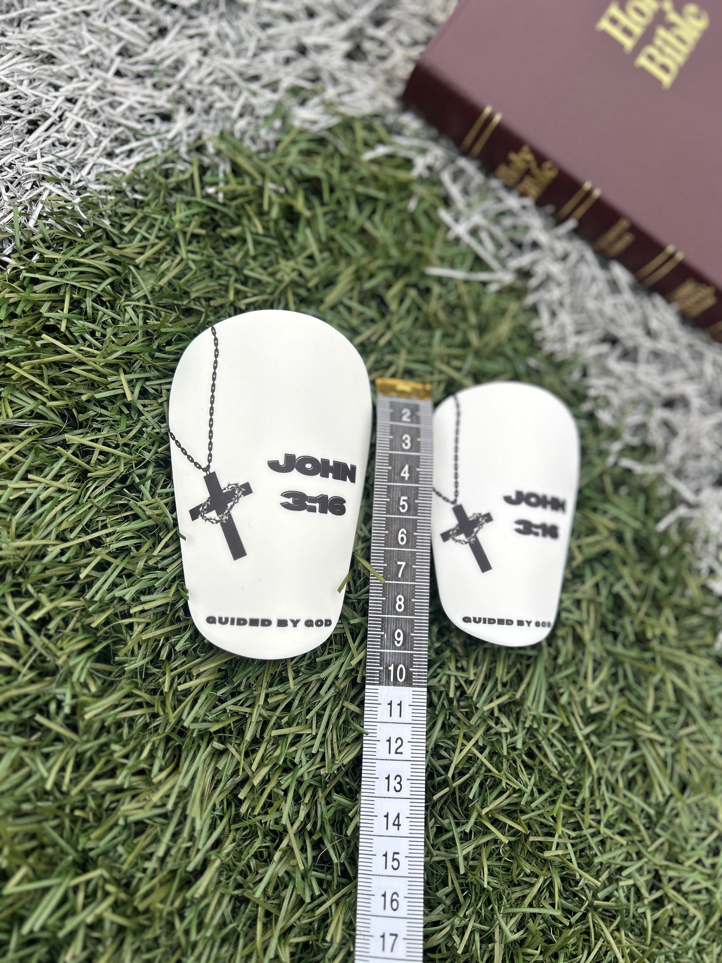 Cross (Mini Shinguards)